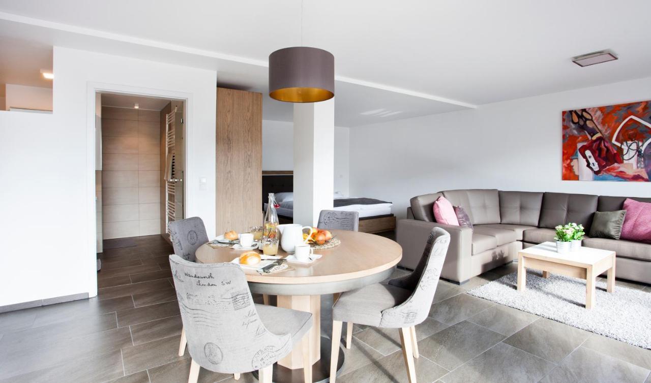 Isiliving Apartment